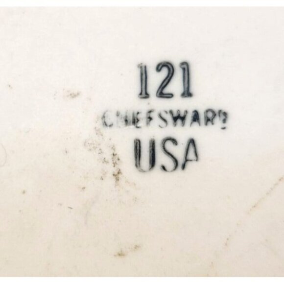 Set Of 2 Vintage Green Ceramic serving Bowls or small planter USA Marked Small D - Picture 7 of 7